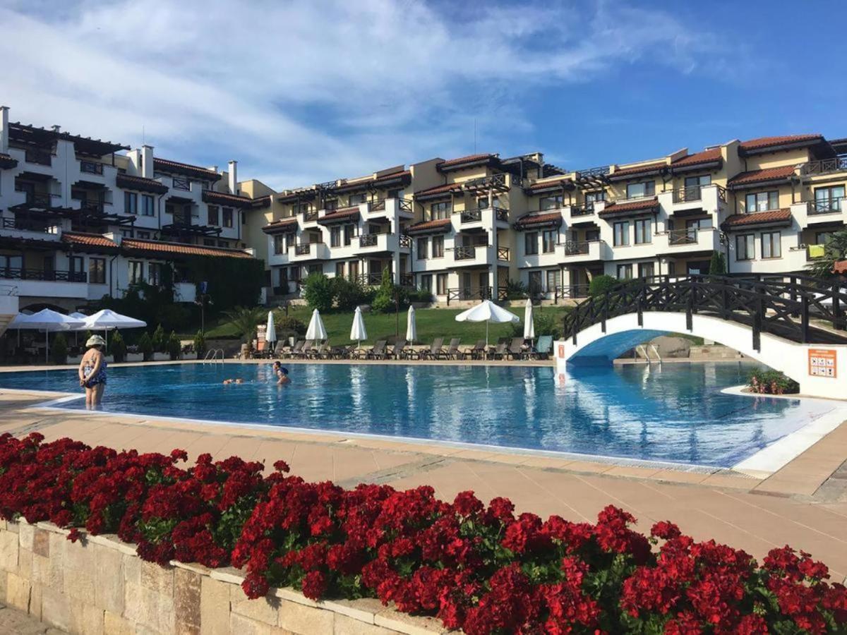Luxory Apartament On The Seaside, Gradina Beach, St Nicholas Complex Czernomorec Zewnętrze zdjęcie